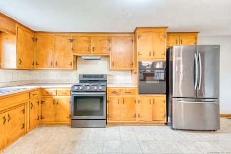 26 Edgarton Road Columbia CT 06237