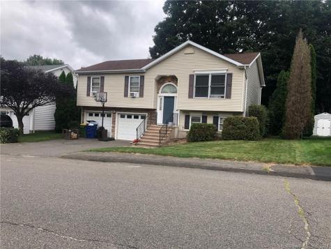 9 Laurie Place Waterbury CT 06704