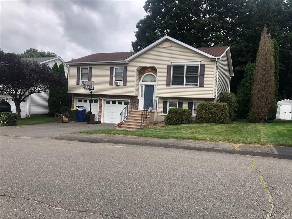 9 Laurie Place Waterbury CT 06704