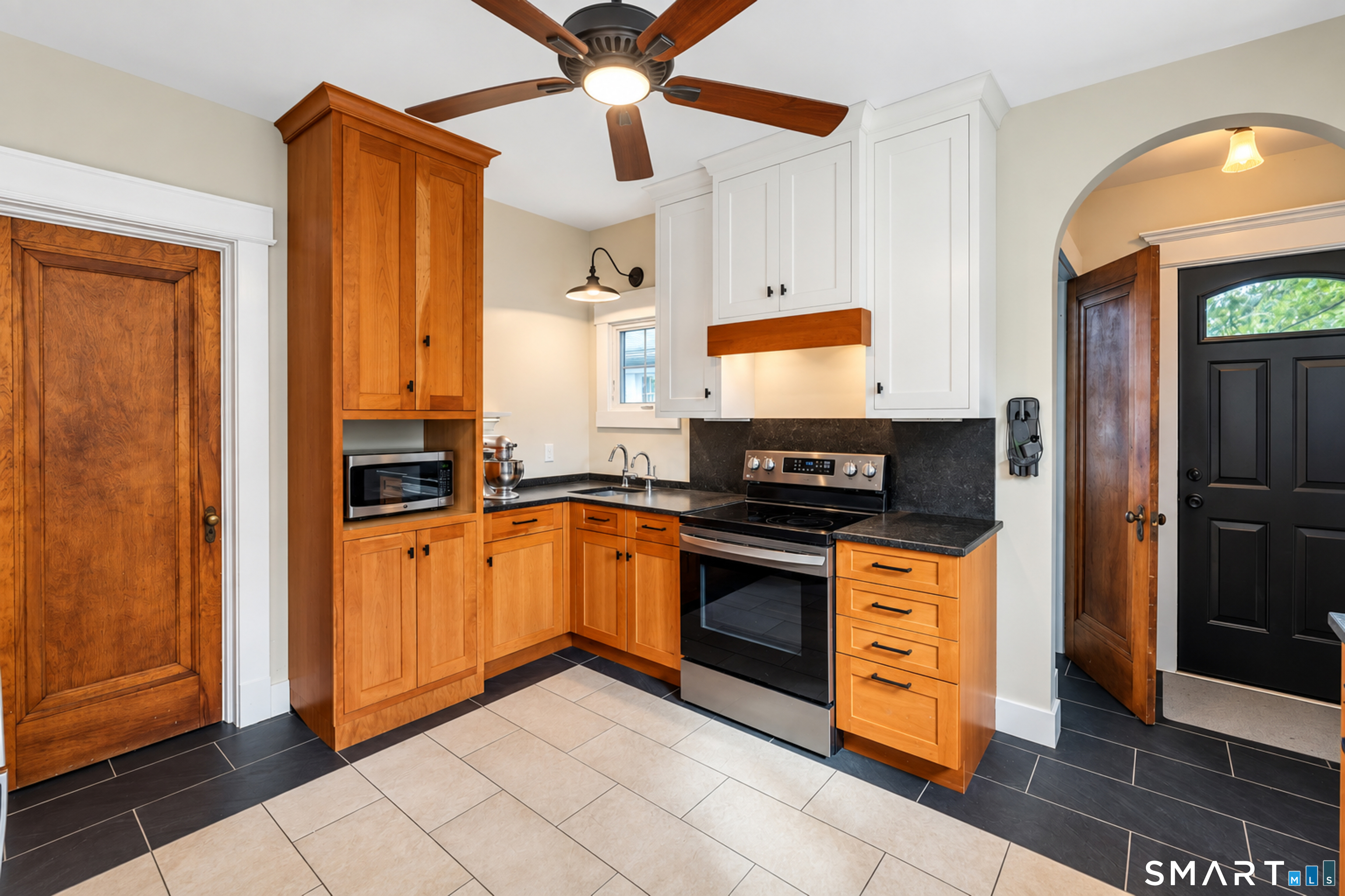 69 Ardmore Street Hamden CT 06517