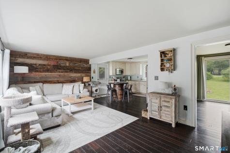 15 Scarborough Road Windsor CT 06095