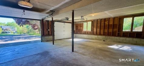 21 Maple Vale Drive Woodbridge CT 06525
