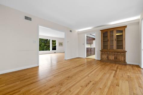 29 Blackstone Avenue Branford CT 06405