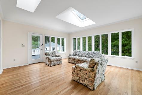 29 Blackstone Avenue Branford CT 06405