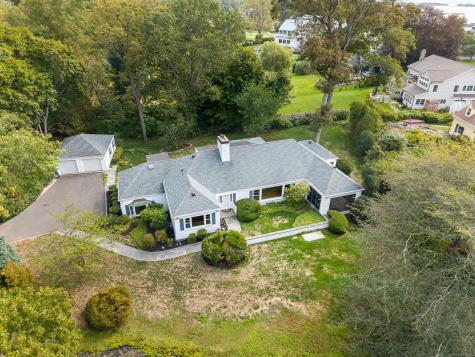 29 Blackstone Avenue Branford CT 06405