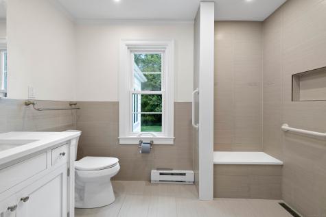 29 Blackstone Avenue Branford CT 06405