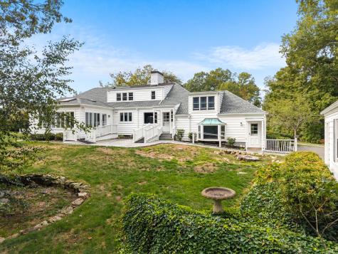 29 Blackstone Avenue Branford CT 06405