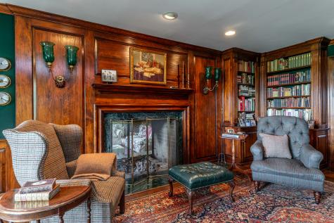 8 Bayberry Hill Roxbury CT 06783