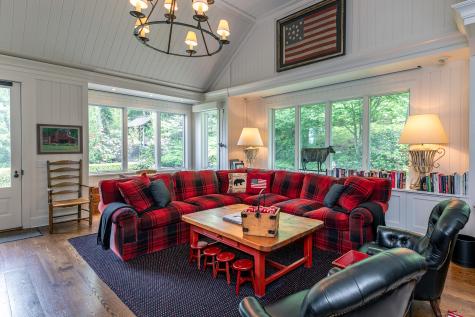 8 Bayberry Hill Roxbury CT 06783