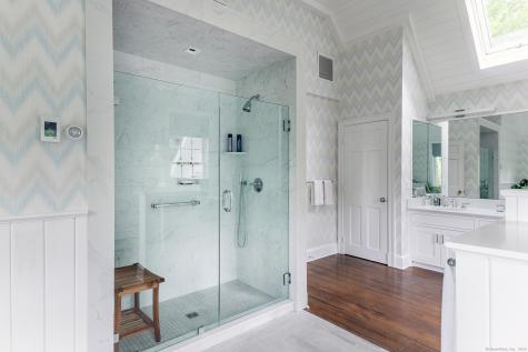 8 Bayberry Hill Roxbury CT 06783