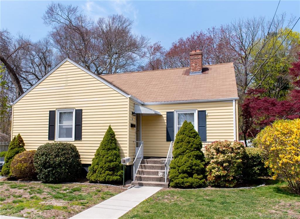 37 Fowler Court New London CT 06320