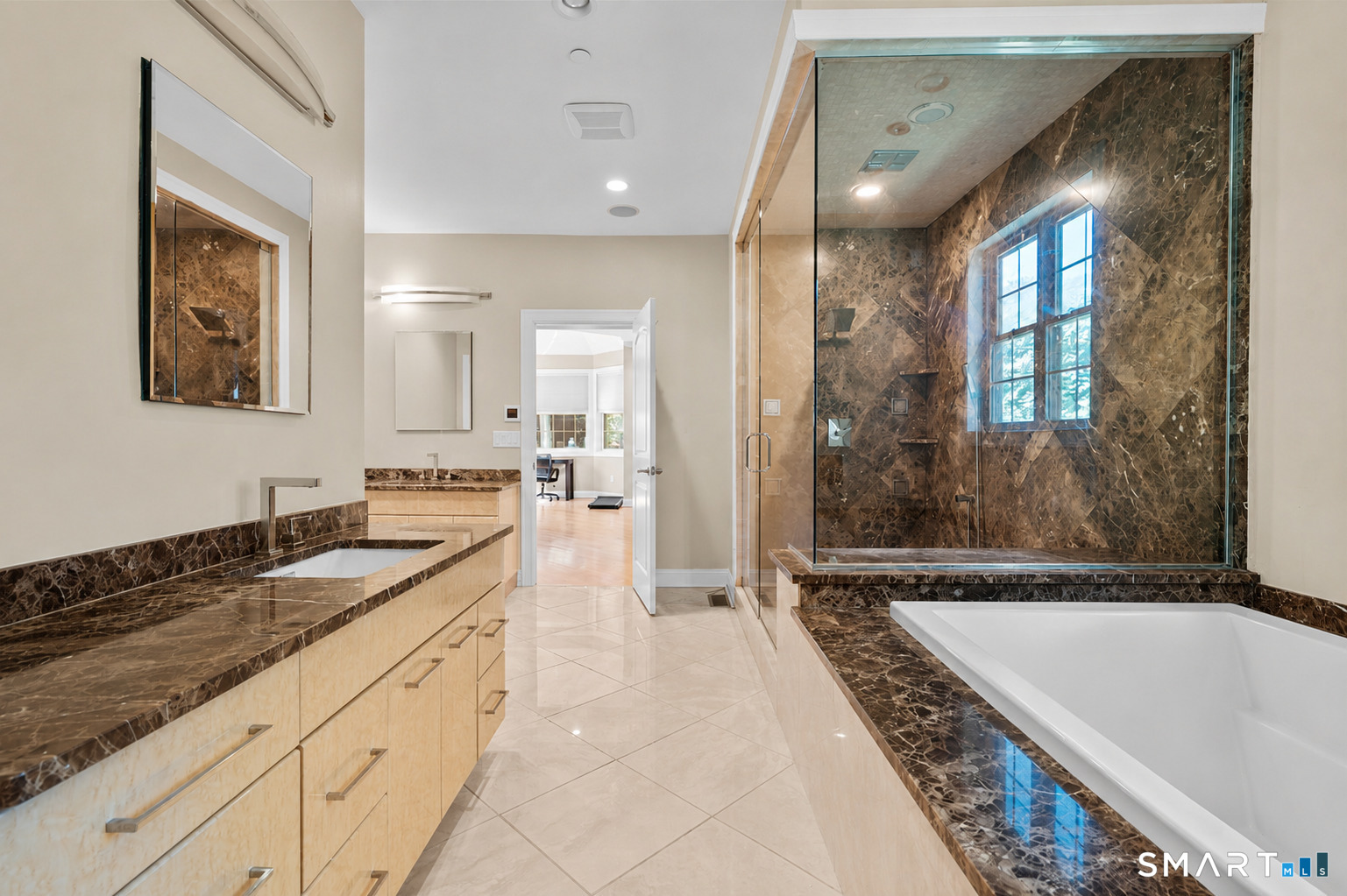 1 Walter's Way Windsor CT 06095