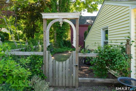 17 Grandview Terrace Essex CT 06426