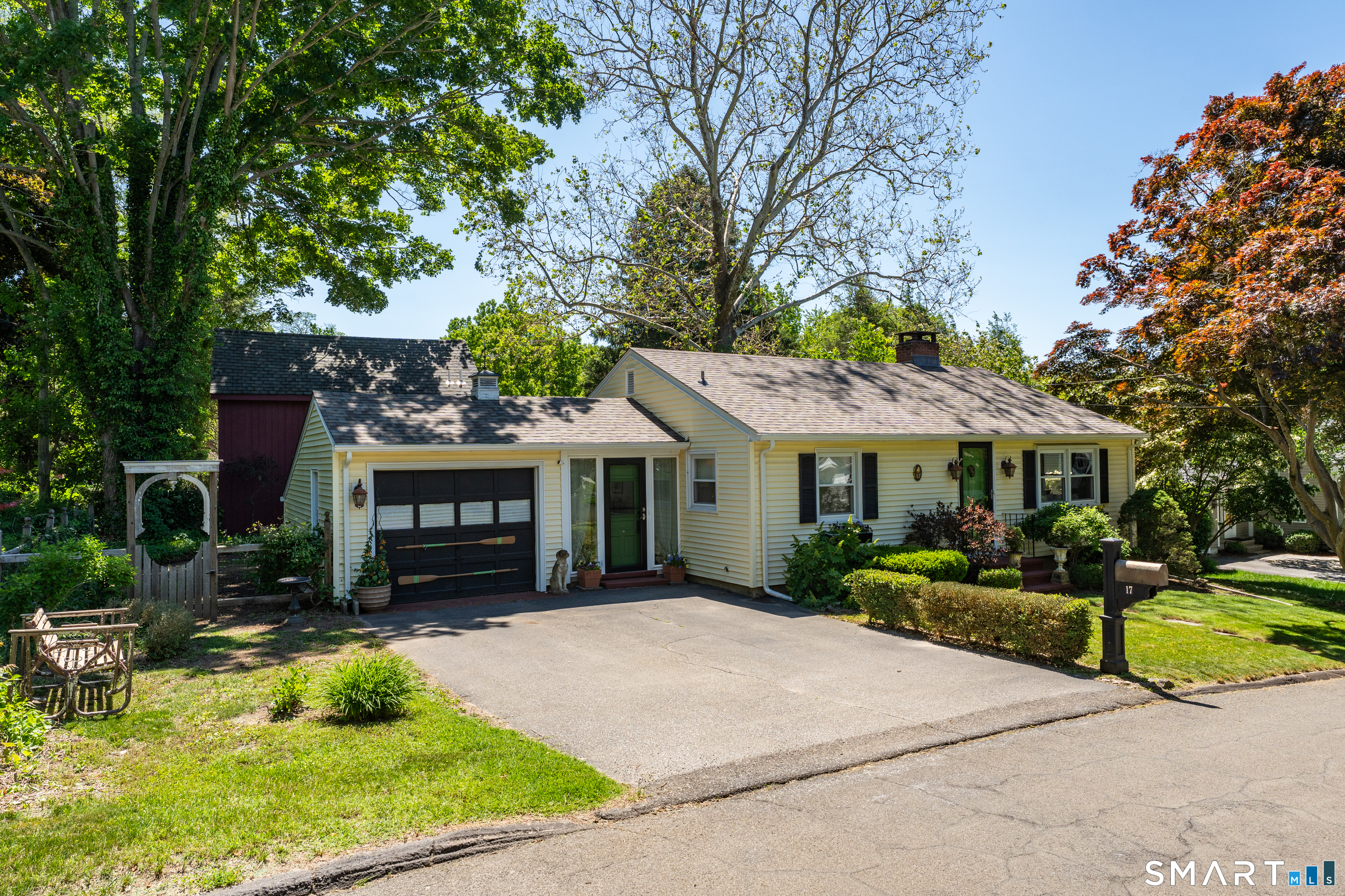 17 Grandview Terrace Essex CT 06426