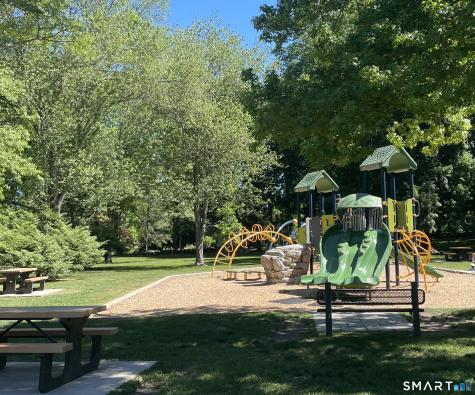 17 Grandview Terrace Essex CT 06426