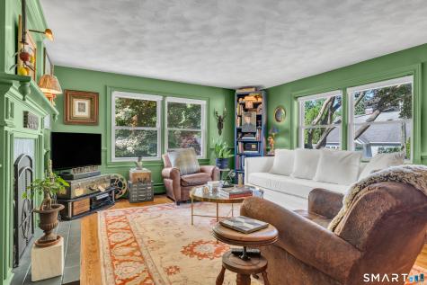 17 Grandview Terrace Essex CT 06426