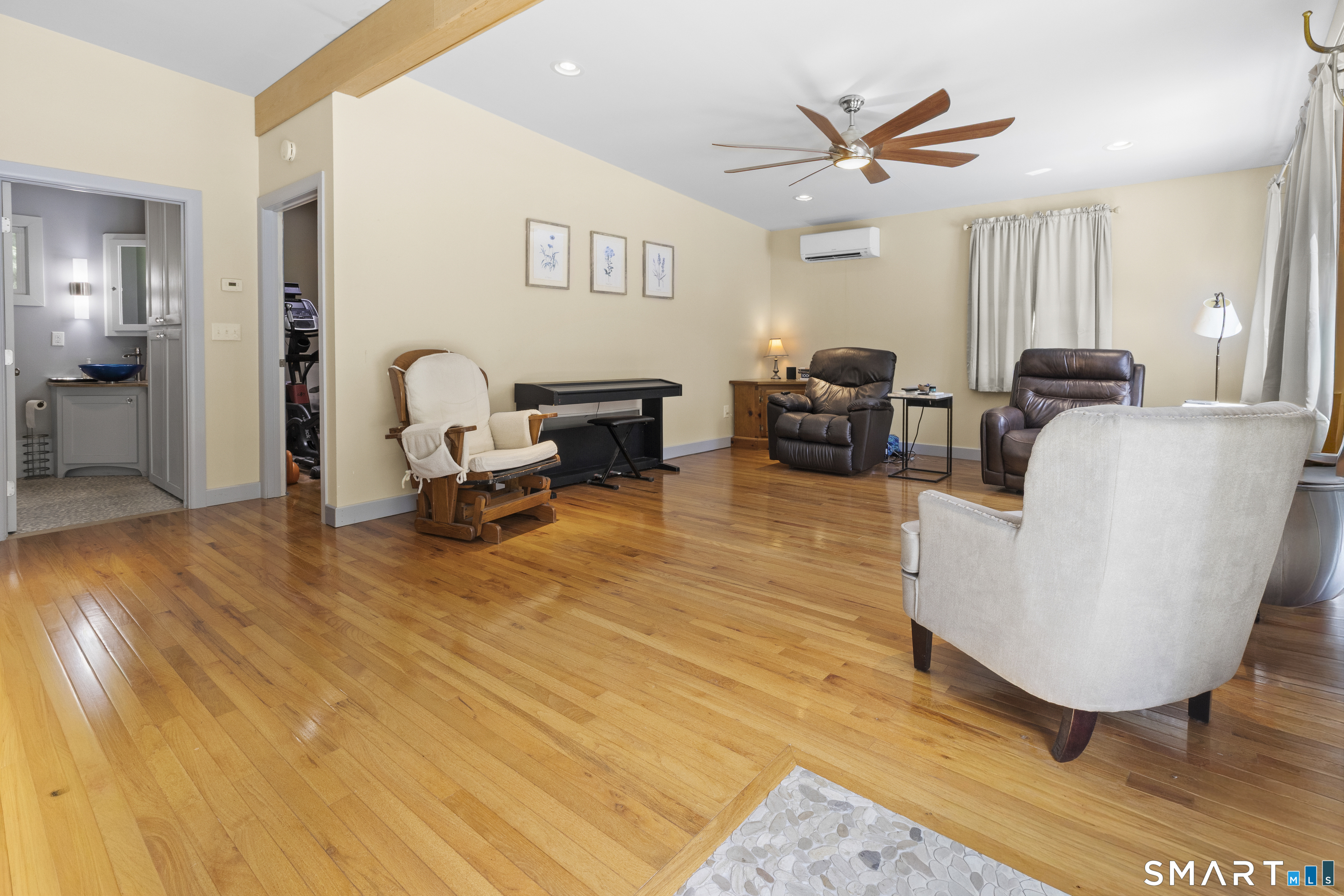 11 Munyan Road Putnam CT 06260