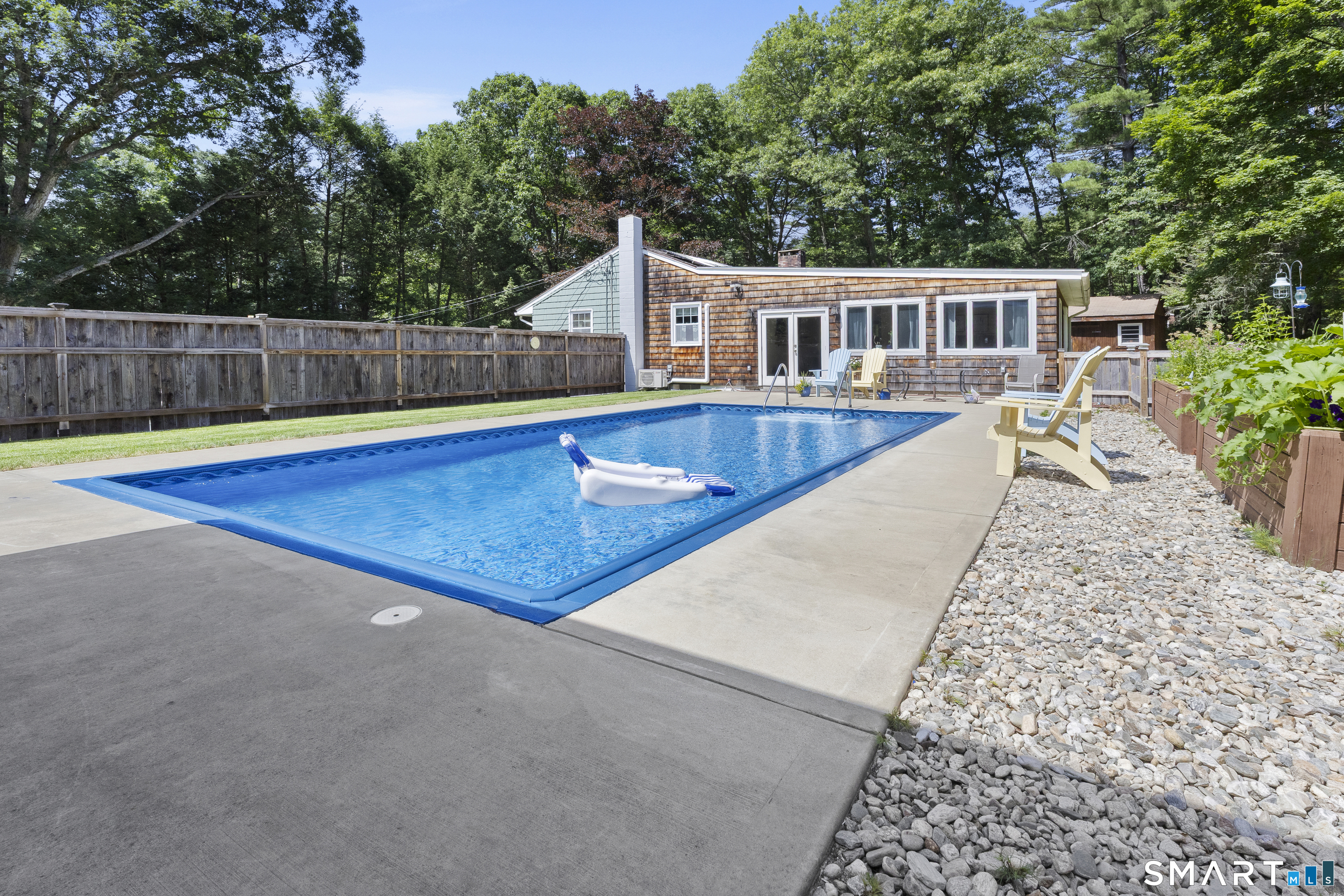 11 Munyan Road Putnam CT 06260