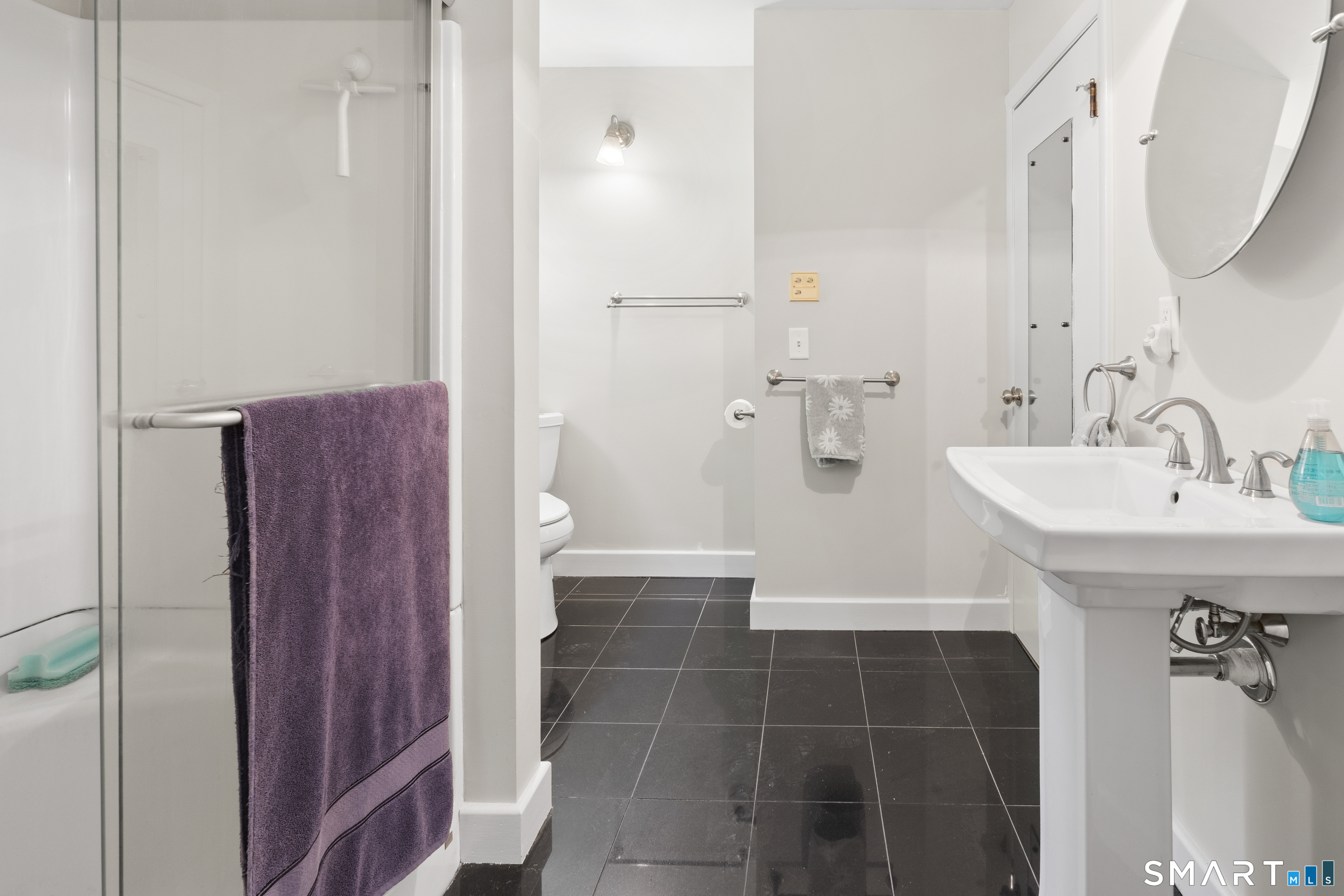 11 Munyan Road Putnam CT 06260