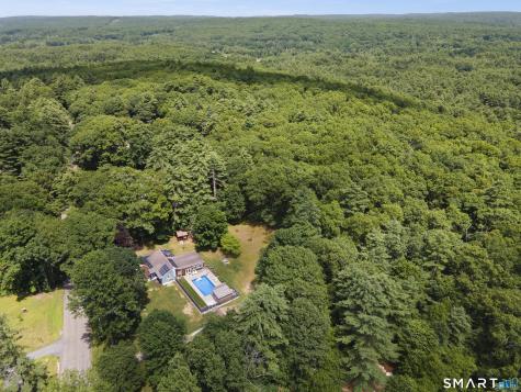 11 Munyan Road Putnam CT 06260