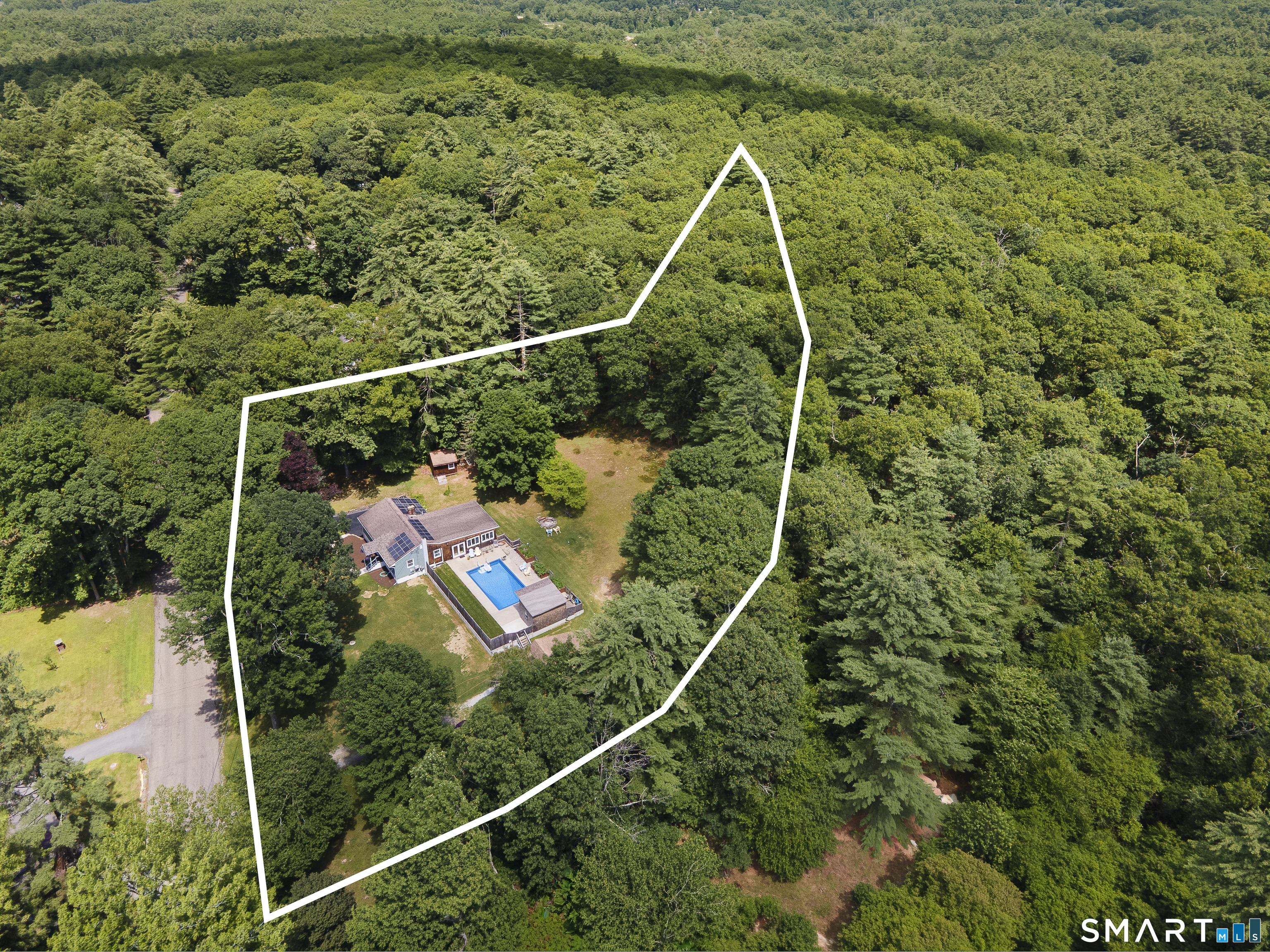 11 Munyan Road Putnam CT 06260