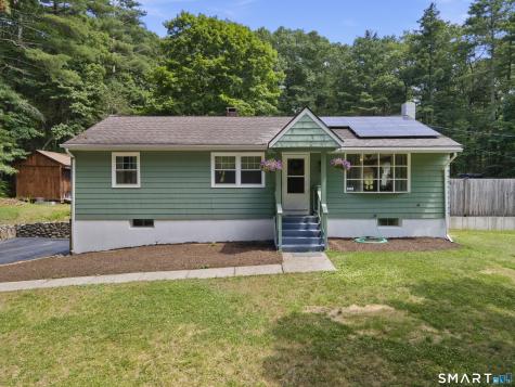 11 Munyan Road Putnam CT 06260