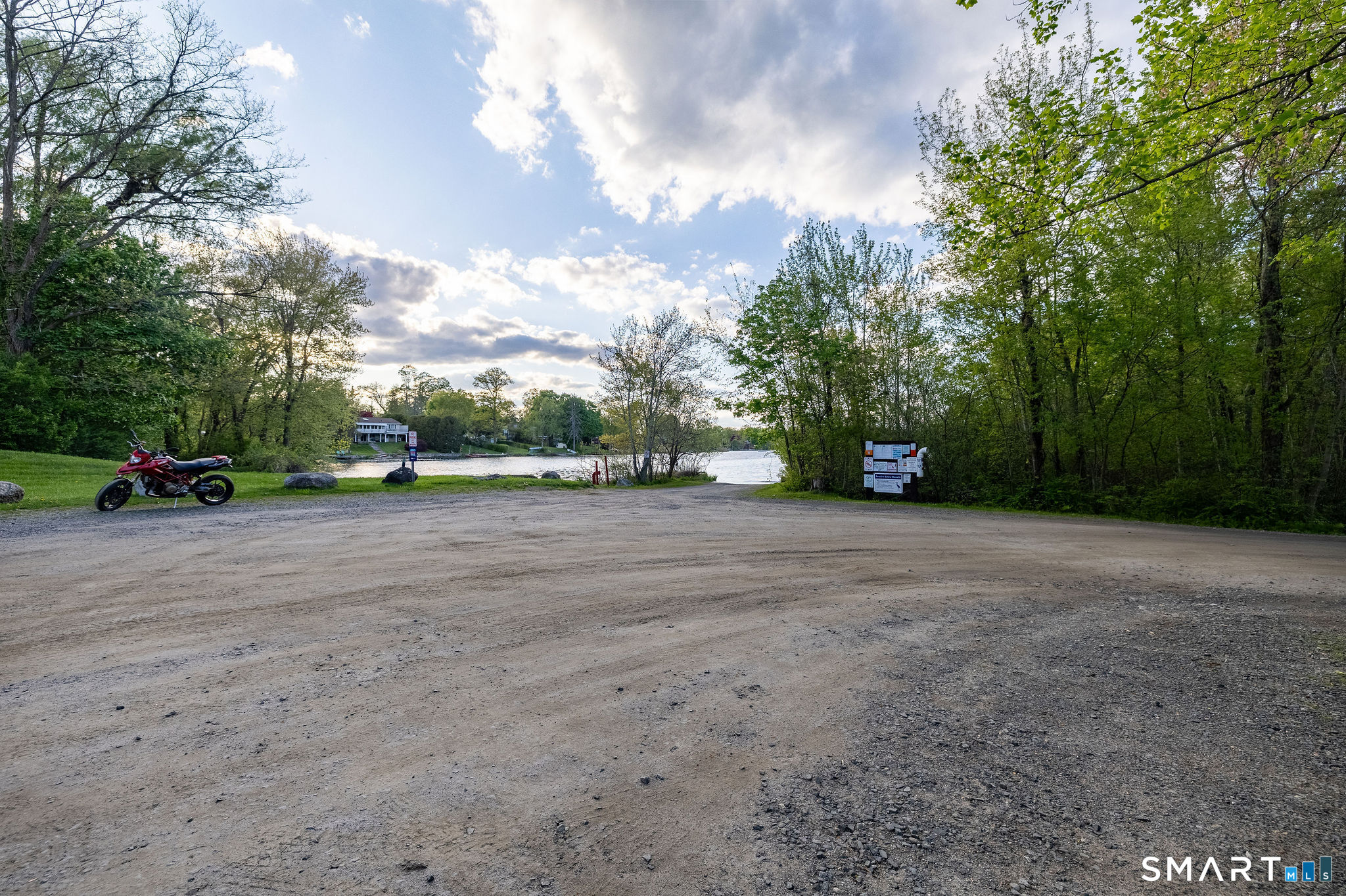 23 Ball Pond East Road New Fairfield CT 06812