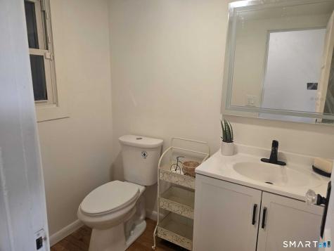 19 Jamaica Street Bristol CT 06010