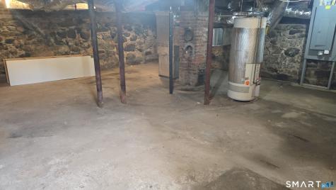 19 Jamaica Street Bristol CT 06010