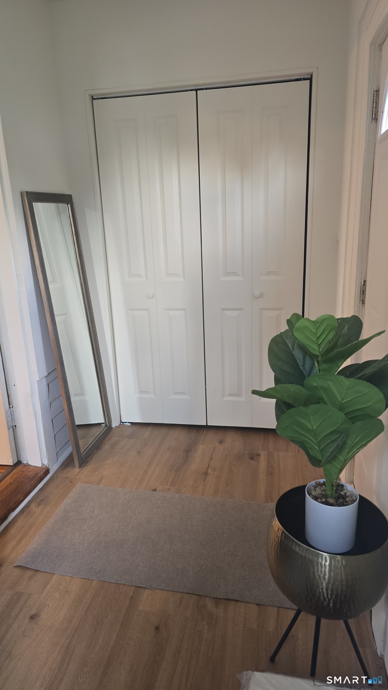 19 Jamaica Street Bristol CT 06010