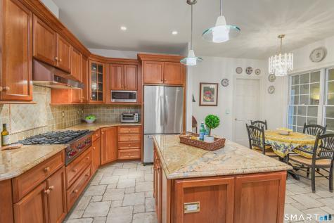 101 Carol Street Danbury CT 06810