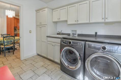 101 Carol Street Danbury CT 06810