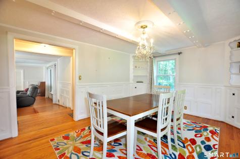 6 Raymond Road Avon CT 06001