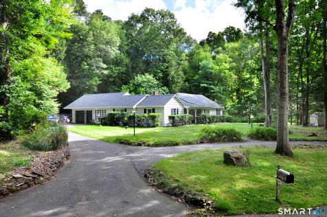 6 Raymond Road Avon CT 06001