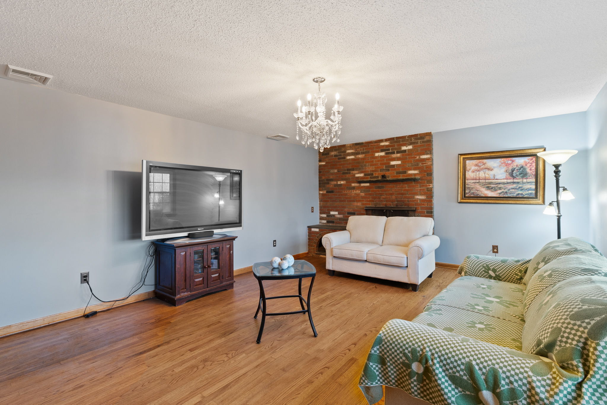 29 Chaffeeville Road Mansfield CT 06250