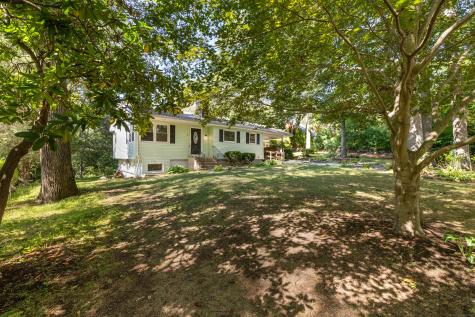 31 Richard Road Ledyard CT 06335