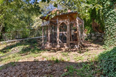 31 Richard Road Ledyard CT 06335