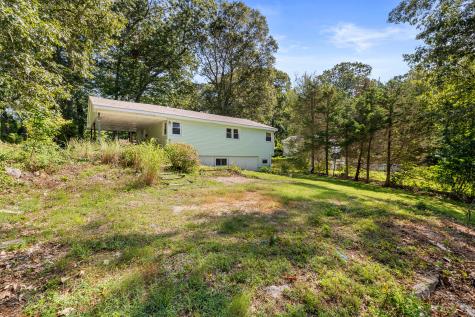 31 Richard Road Ledyard CT 06335