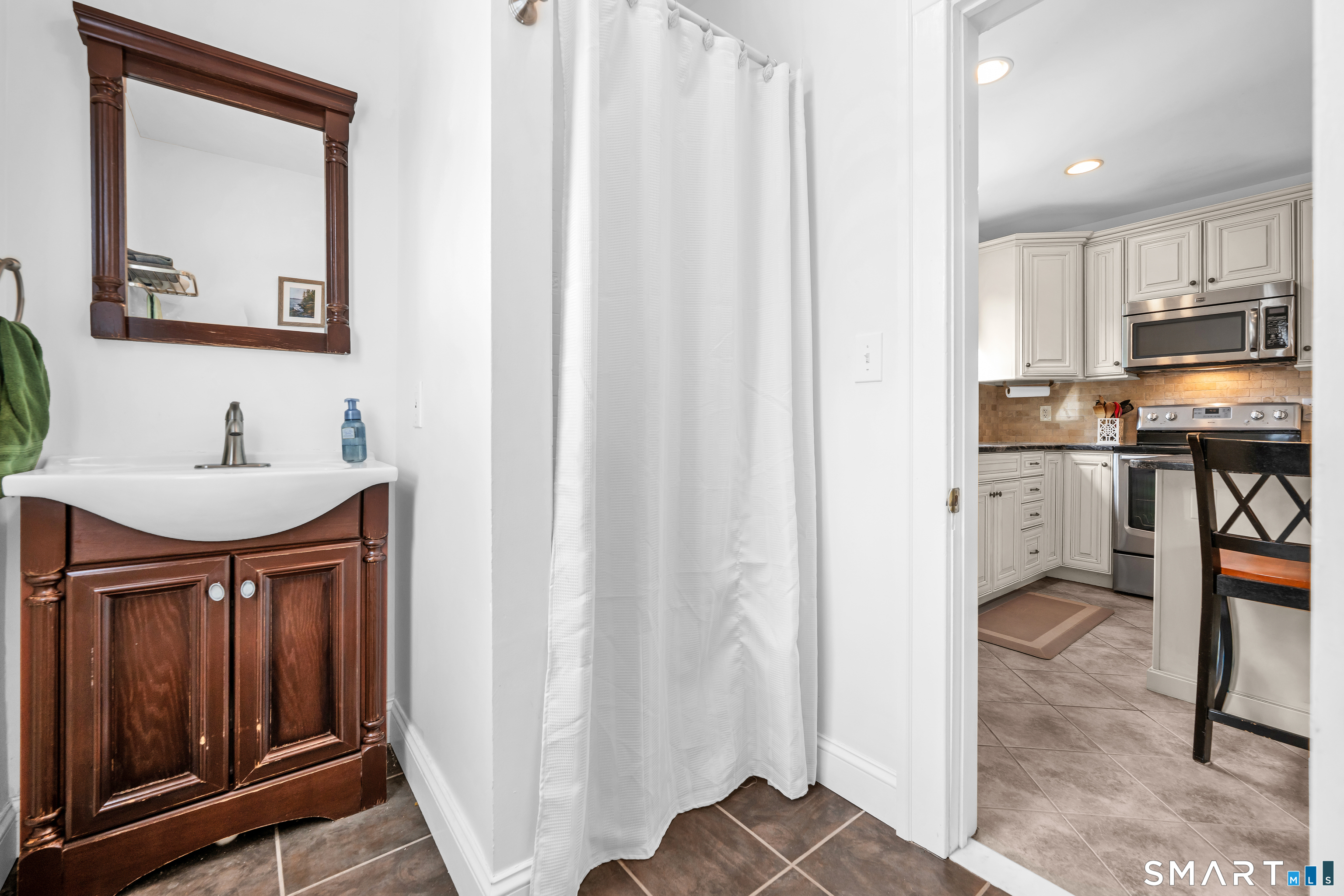 2 Morrison Avenue Wethersfield CT 06109