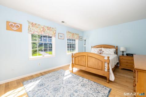 56 Larkspur Lane Bristol CT 06010