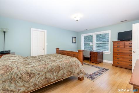 56 Larkspur Lane Bristol CT 06010