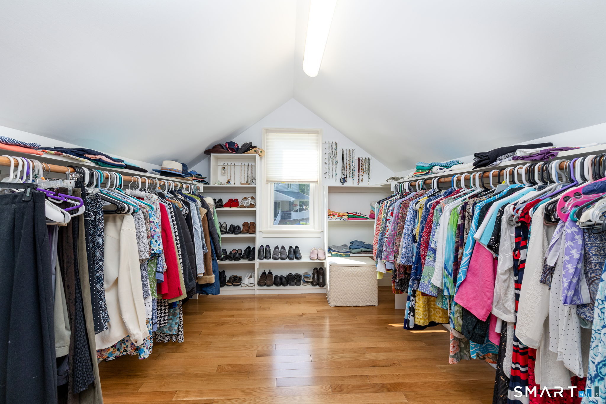 56 Larkspur Lane Bristol CT 06010