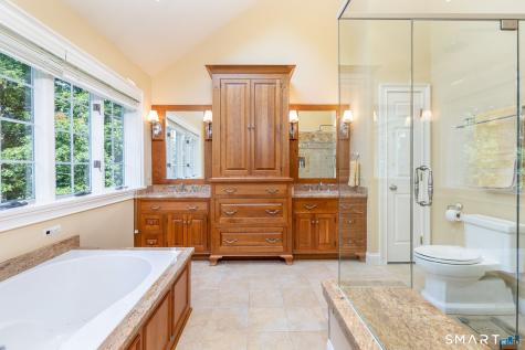 56 Larkspur Lane Bristol CT 06010