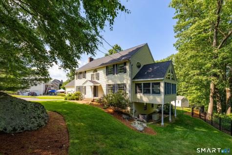 56 Larkspur Lane Bristol CT 06010