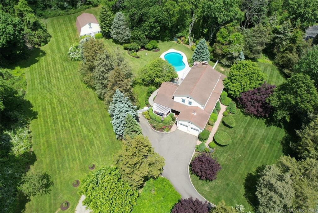 10 Ryders Lane Wilton CT 06897