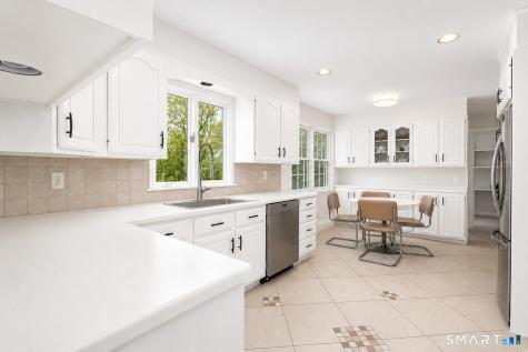 12 Saddle Ridge Road New Milford CT 06776