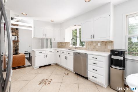 12 Saddle Ridge Road New Milford CT 06776