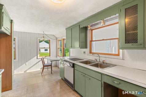 30 Old Middle Road Brookfield CT 06804