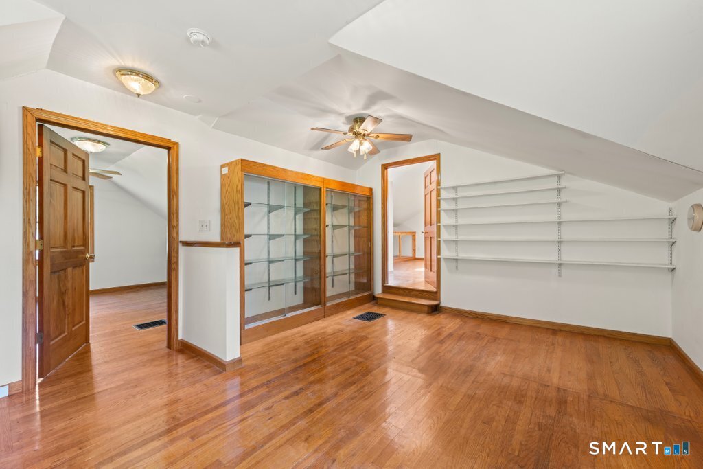 30 Old Middle Road Brookfield CT 06804