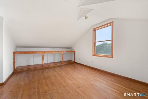 30 Old Middle Road Brookfield CT 06804